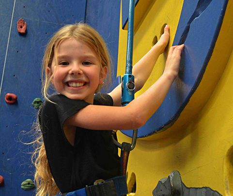 kids climbing